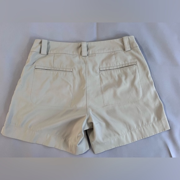 Nike Golf‎ Women's Dri-Fit 5" Shorts Size 4 Ivory With Pockets - Picture 9 of 9
